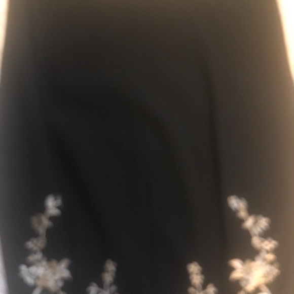 Maggy London black embroidery size 6 Dress - Picture 7 of 7